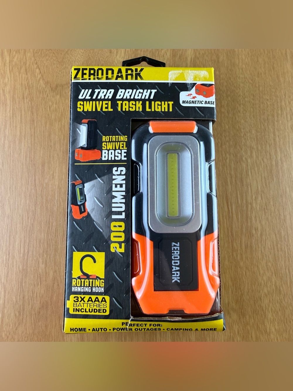 Ultra Bright Swivel Task Light 200 Lumens Work Light Magnetic Base Flashlight